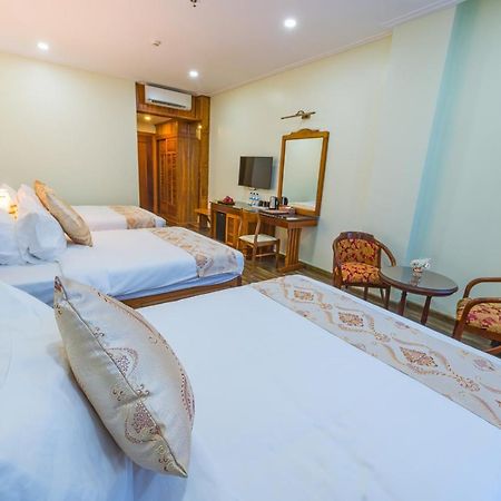 Kampong Thom Royal Hotel Ngoại thất bức ảnh