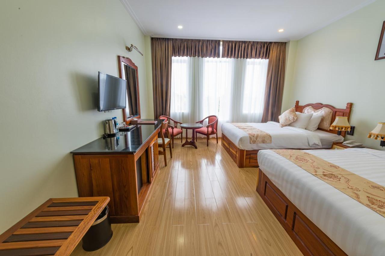 Kampong Thom Royal Hotel Ngoại thất bức ảnh